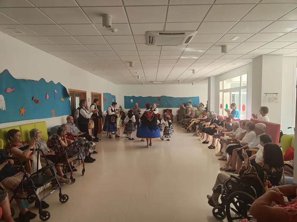 Celebraci&oacute;n de Santiago y D&iacute;a de los Abuelos en RM Torremayor (8)