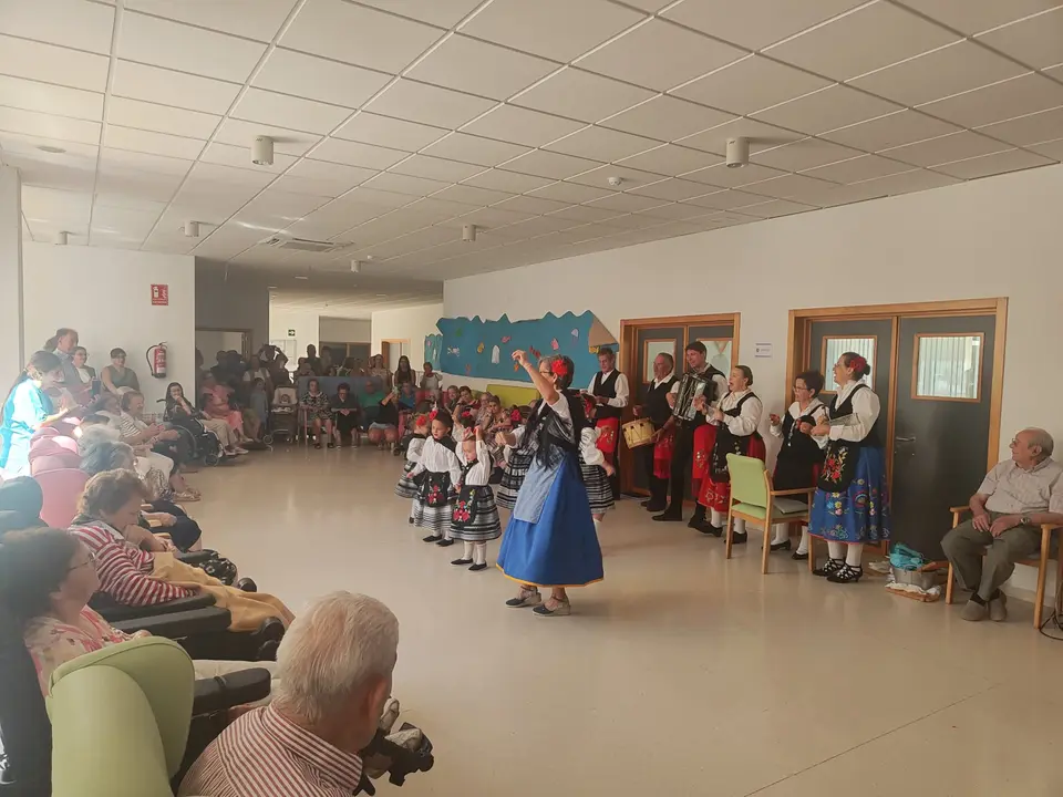 Celebraci&oacute;n de Santiago y D&iacute;a de los Abuelos en RM Torremayor (12)