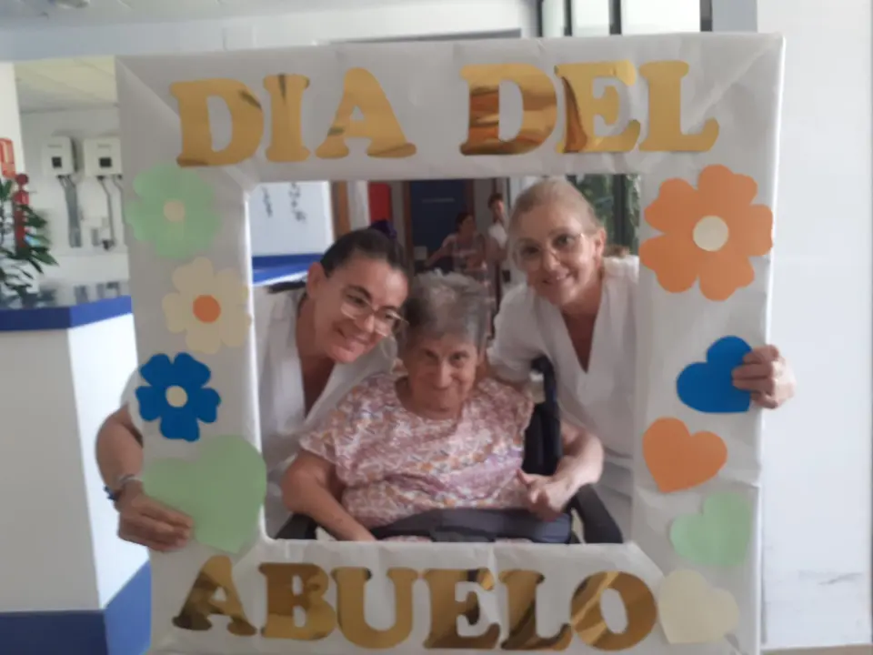 D&iacute;a de los Abuelos en RM Vegaviana (2)