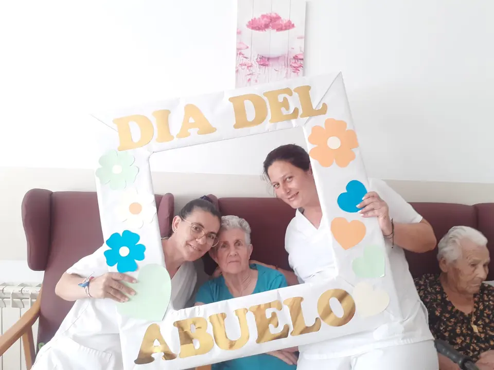 D&iacute;a de los Abuelos en RM Vegaviana (10)