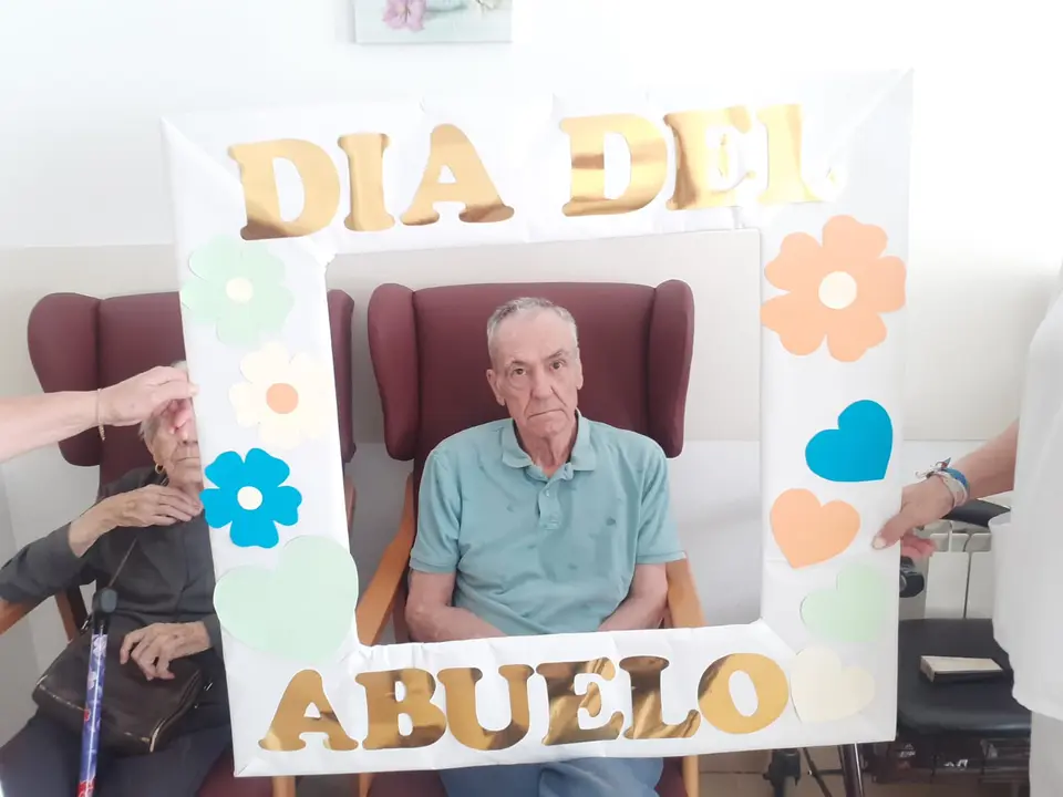 D&iacute;a de los Abuelos en RM Vegaviana (13)