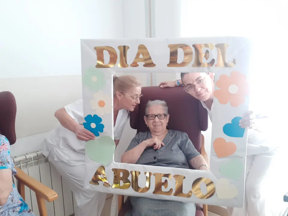 D&iacute;a de los Abuelos en RM Vegaviana (14)