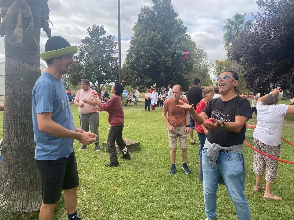 I Convivencia L&uacute;dica Plan Integra+ en el COM (28)