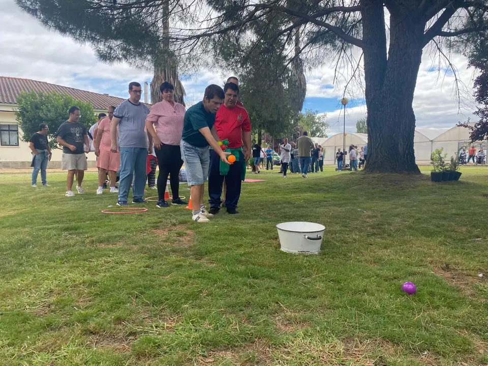 I Convivencia L&uacute;dica Plan Integra+ en el COM (42)
