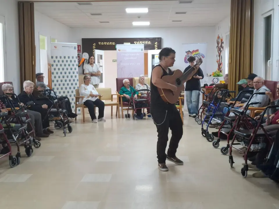 Musicoterapia en RM Torrecilla de los &Aacute;ngeles (6)