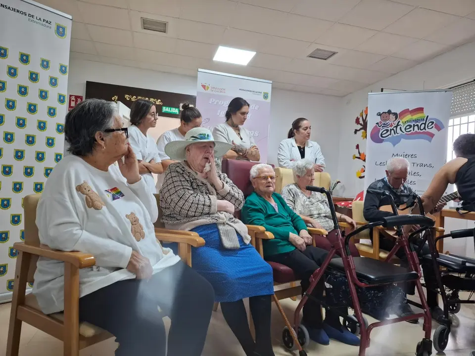 Musicoterapia en RM Torrecilla de los &Aacute;ngeles (14)