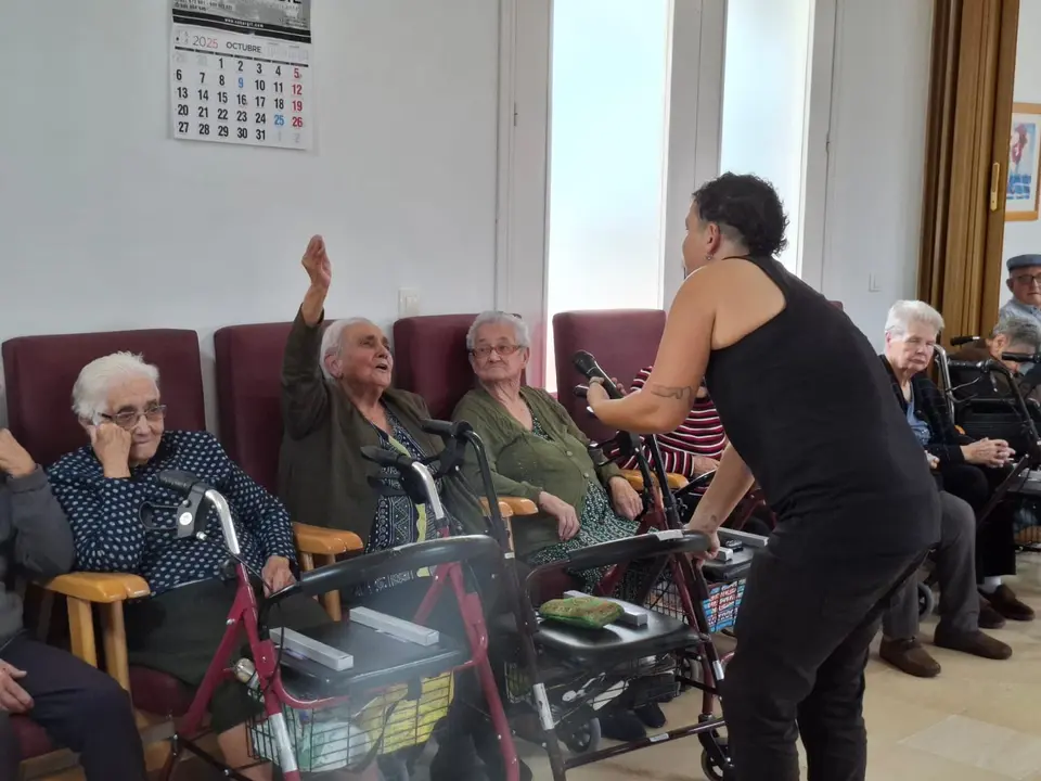 Musicoterapia en RM Torrecilla de los &Aacute;ngeles (20)