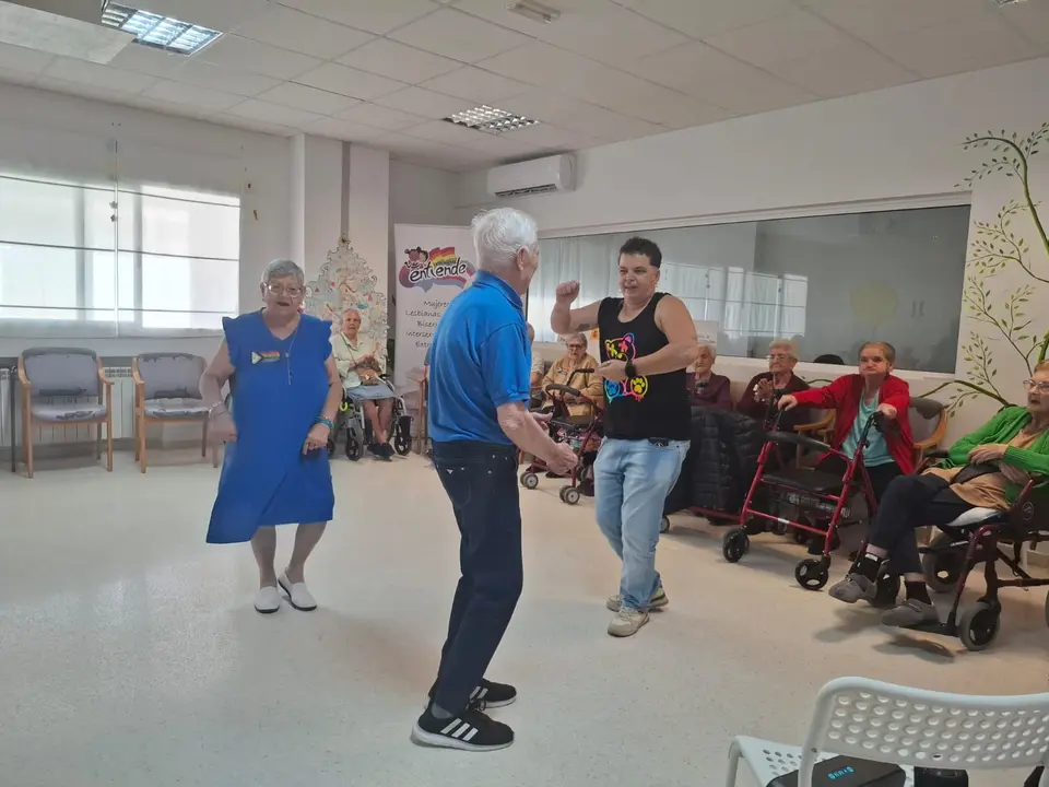 Musicoterapia en la RM Villasbuenas (20)