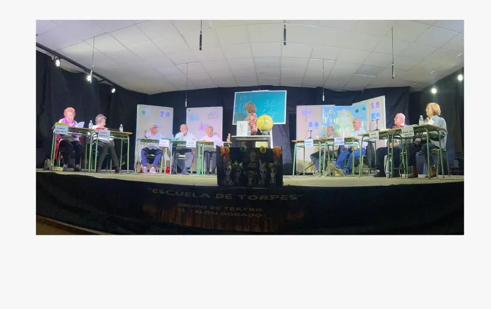 Representaci&oacute;n Teatral en Lob&oacute;n (3)