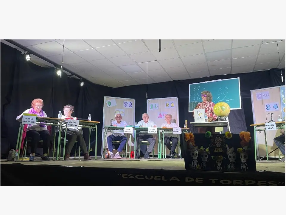 Representaci&oacute;n Teatral en Lob&oacute;n (24)