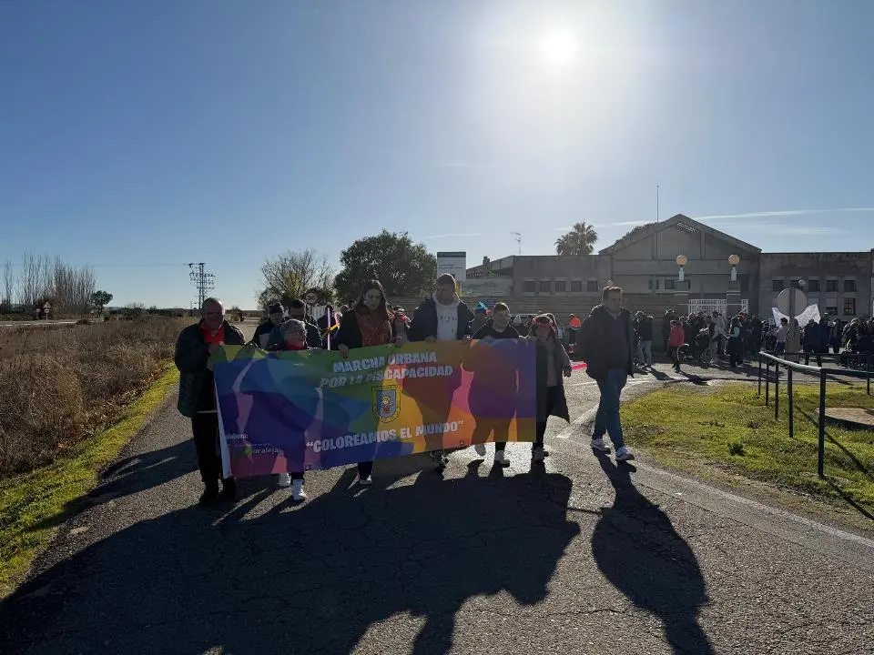 VIII Marcha urbana por la discapacidad en Moraleja (8)