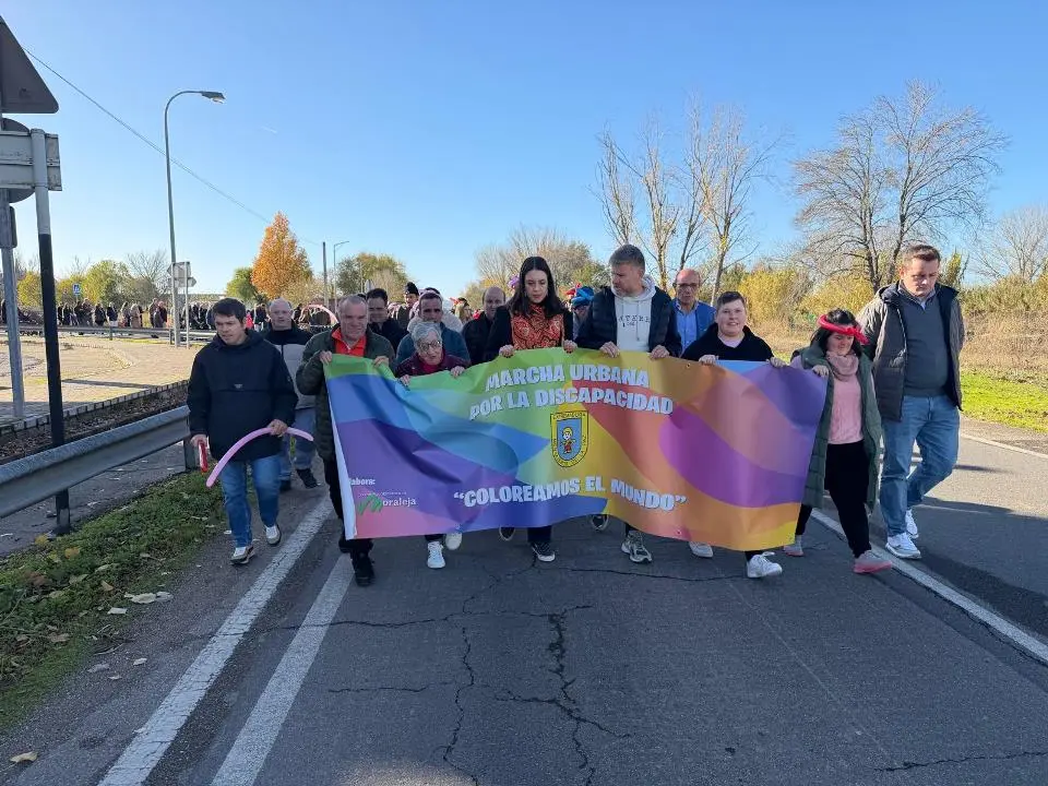 VIII Marcha urbana por la discapacidad en Moraleja (12)