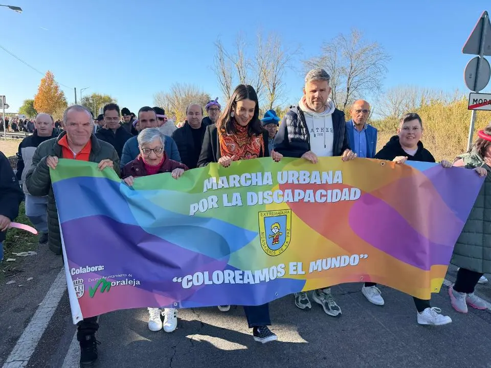 VIII Marcha urbana por la discapacidad en Moraleja (13)
