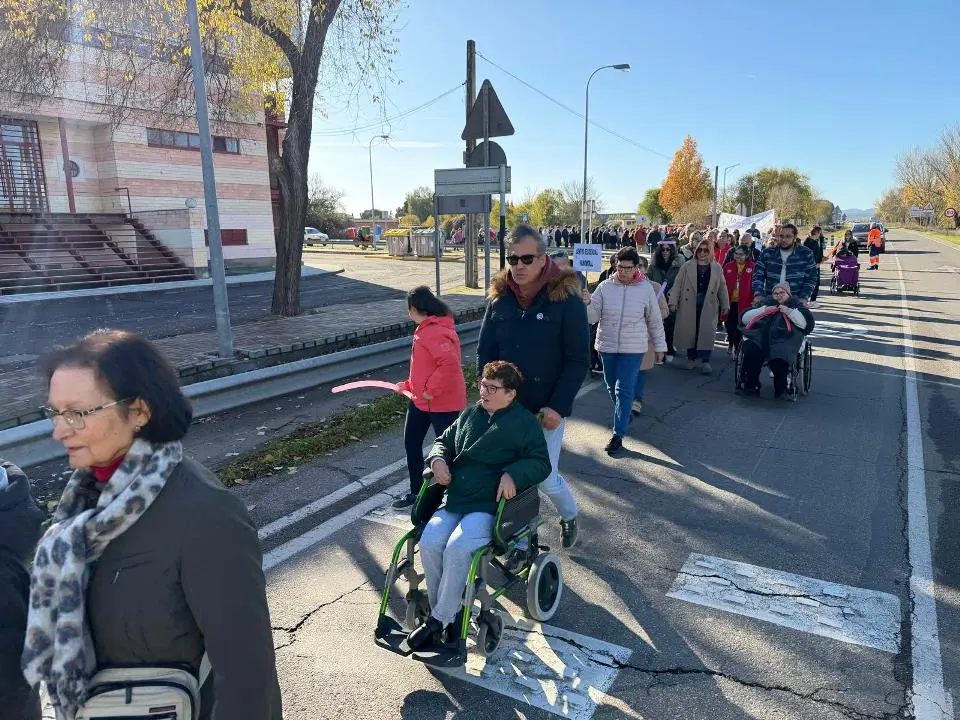 VIII Marcha urbana por la discapacidad en Moraleja (19)