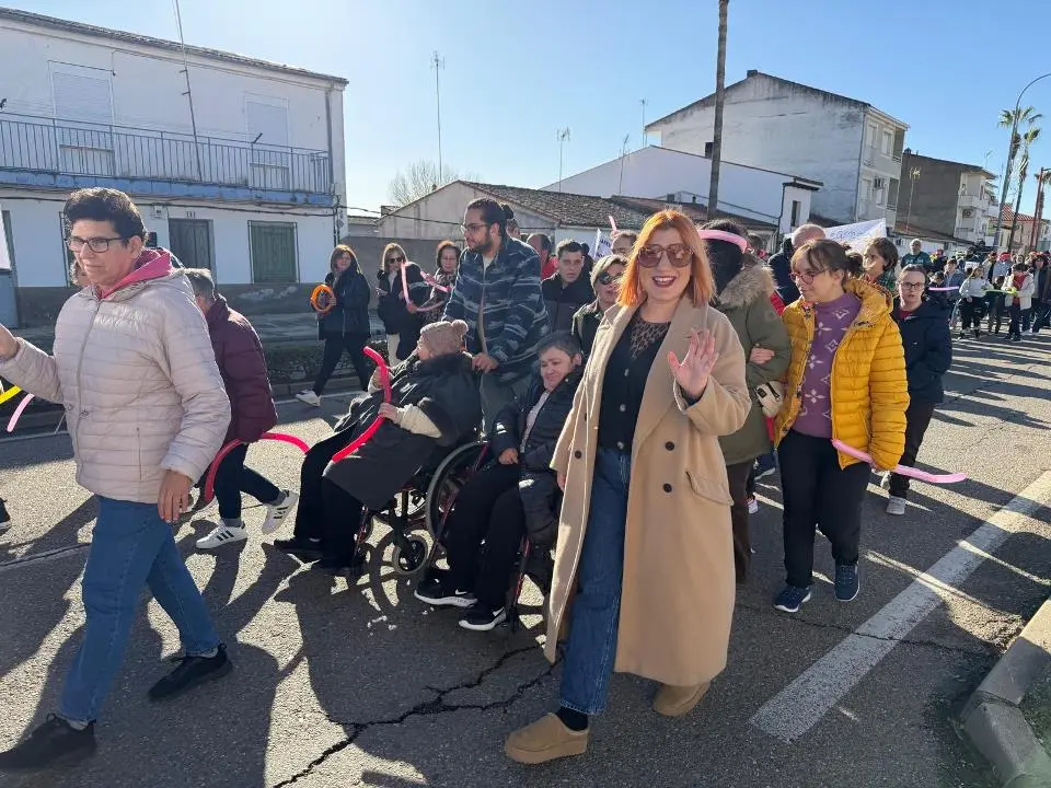 VIII Marcha urbana por la discapacidad en Moraleja (48)
