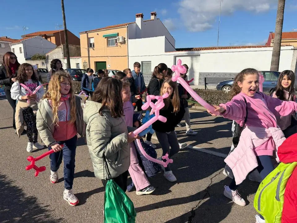 VIII Marcha urbana por la discapacidad en Moraleja (61)