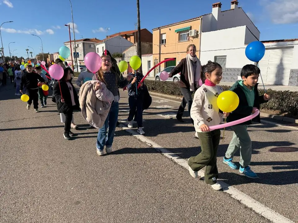 VIII Marcha urbana por la discapacidad en Moraleja (64)