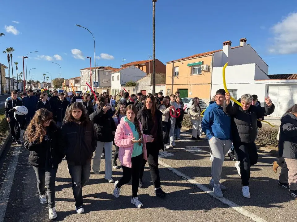 VIII Marcha urbana por la discapacidad en Moraleja (76)