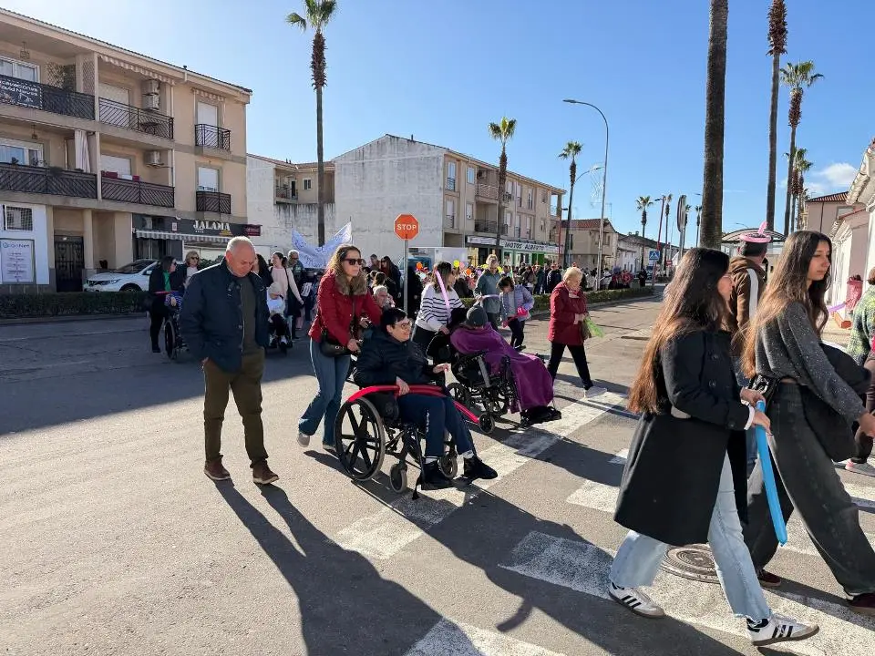 VIII Marcha urbana por la discapacidad en Moraleja (84)