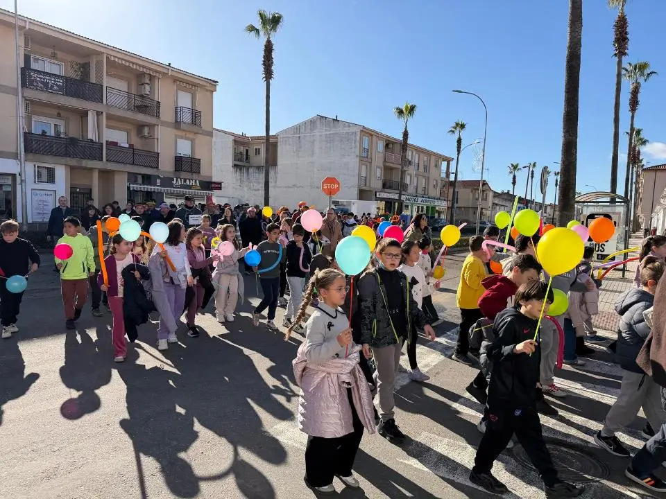 VIII Marcha urbana por la discapacidad en Moraleja (90)