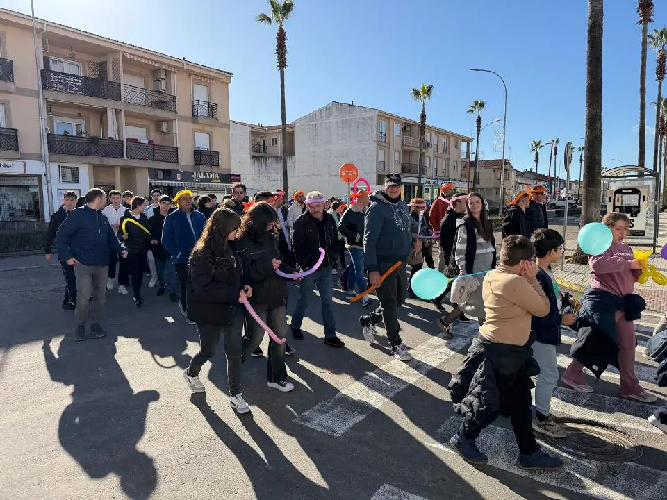 VIII Marcha urbana por la discapacidad en Moraleja (92)