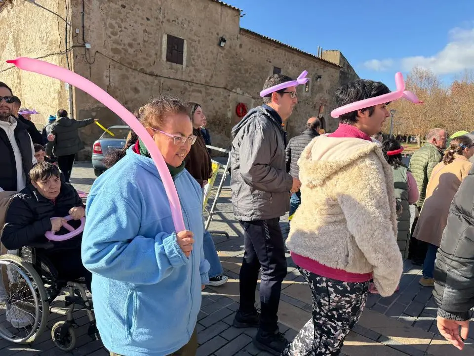 VIII Marcha urbana por la discapacidad en Moraleja (120)