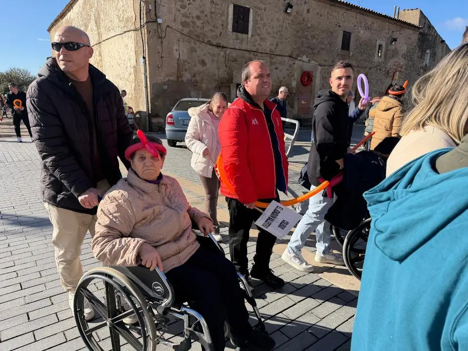 VIII Marcha urbana por la discapacidad en Moraleja (122)