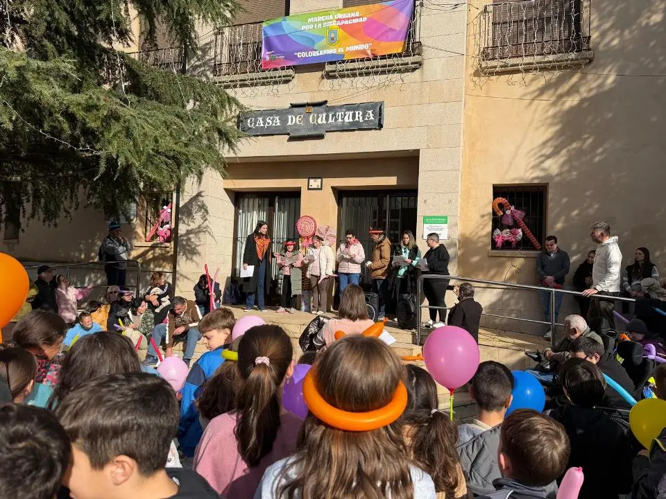 VIII Marcha urbana por la discapacidad en Moraleja (151)
