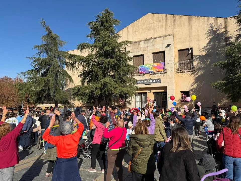 VIII Marcha urbana por la discapacidad en Moraleja (161)