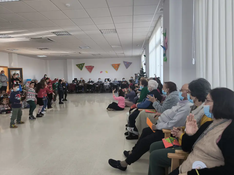 Visita Navide&ntilde;a a la RM Torremayor (7)