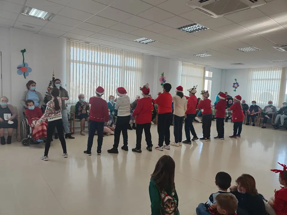 Visita Navide&ntilde;a a la RM Torremayor (16)