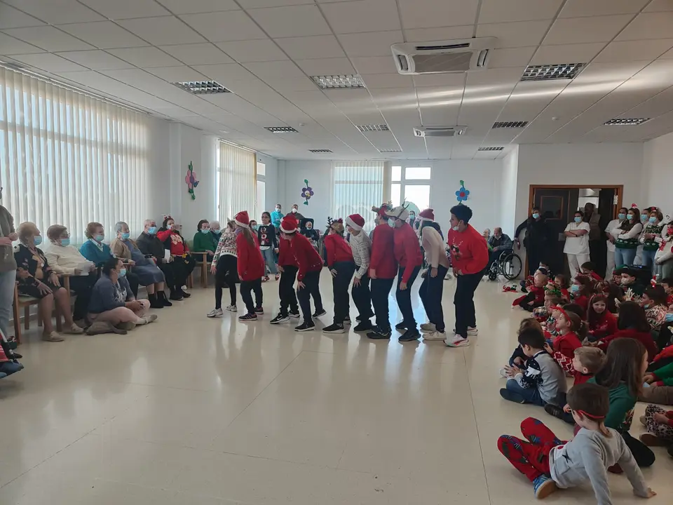 Visita Navide&ntilde;a a la RM Torremayor (17)