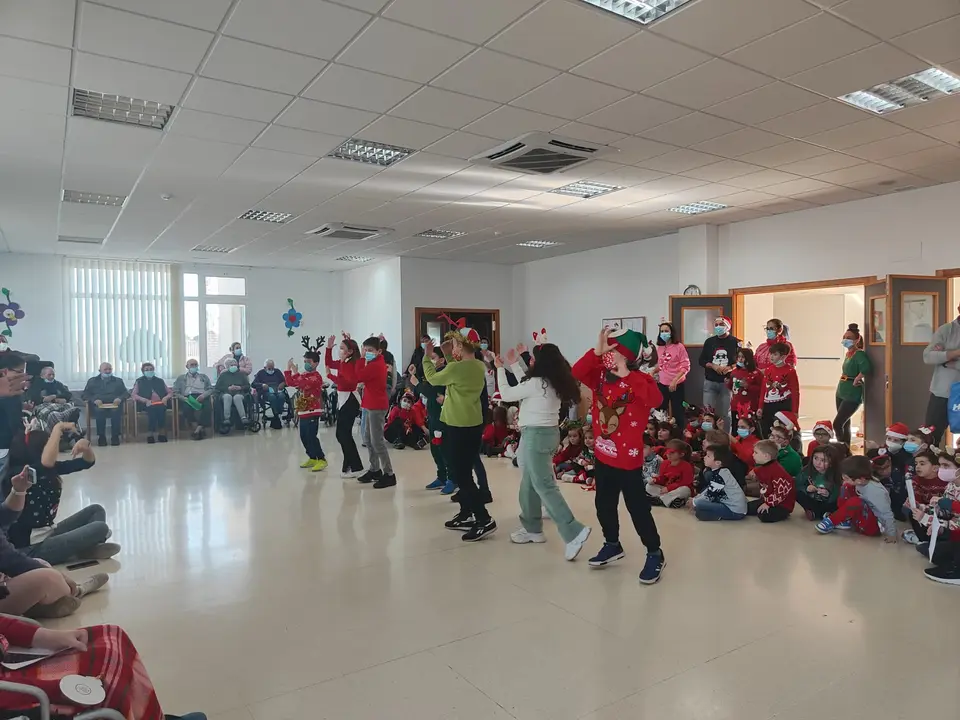Visita Navide&ntilde;a a la RM Torremayor (24)