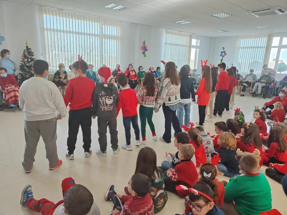 Visita Navide&ntilde;a a la RM Torremayor (29)