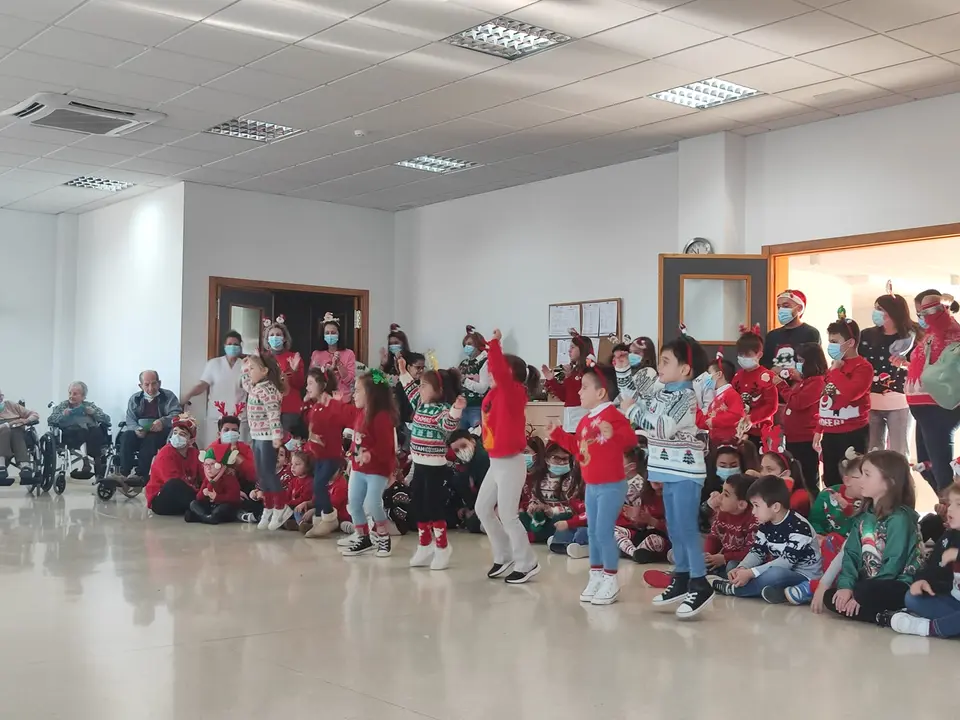 Visita Navide&ntilde;a a la RM Torremayor (36)