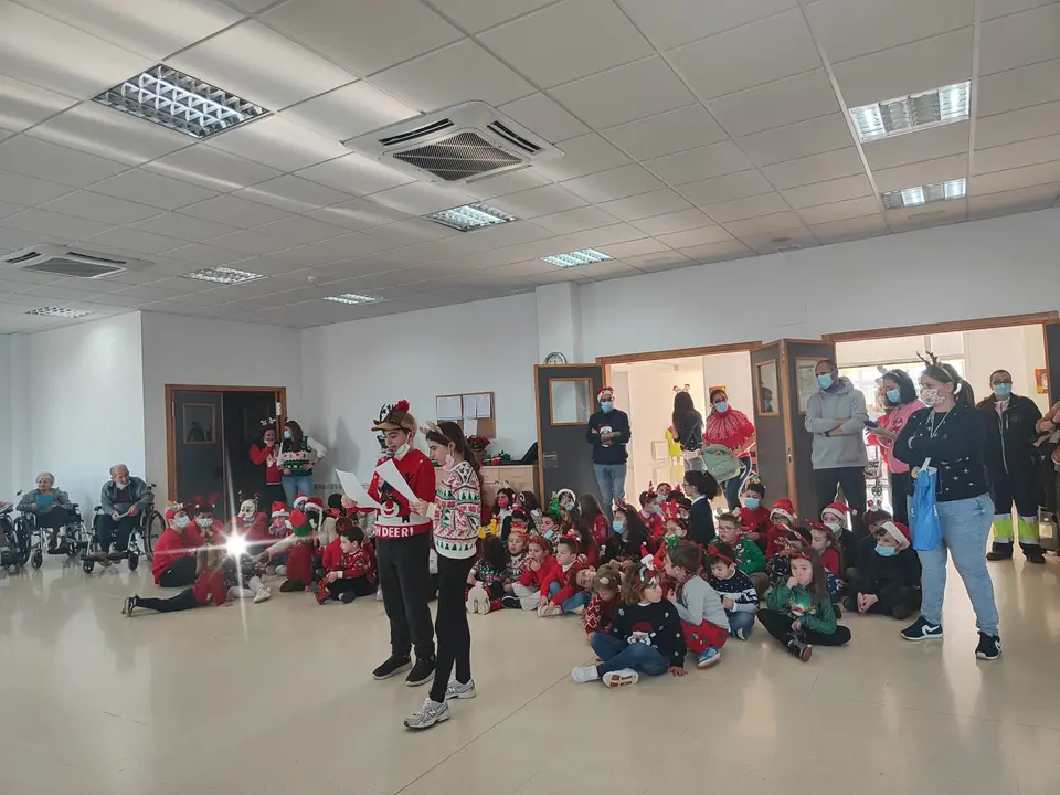 Visita Navide&ntilde;a a la RM Torremayor (40)