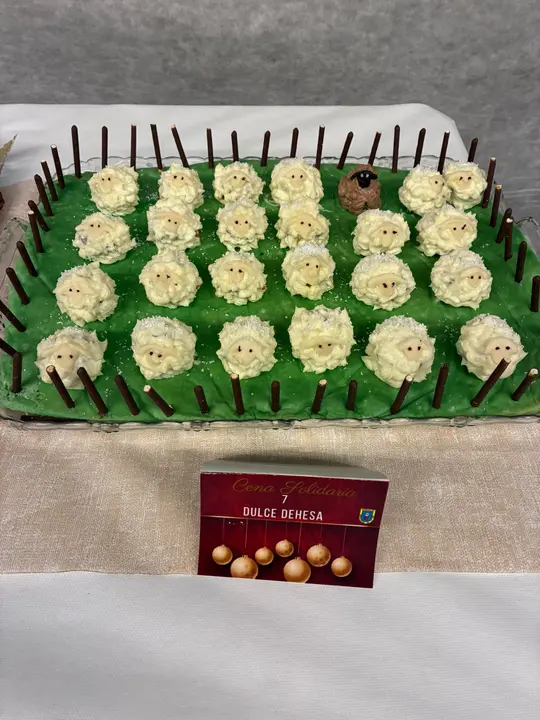POSTRES CENA NAVIDAD 2025 (7)