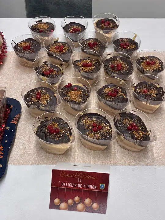 POSTRES CENA NAVIDAD 2025 (11)