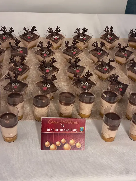 POSTRES CENA NAVIDAD 2025 (14)
