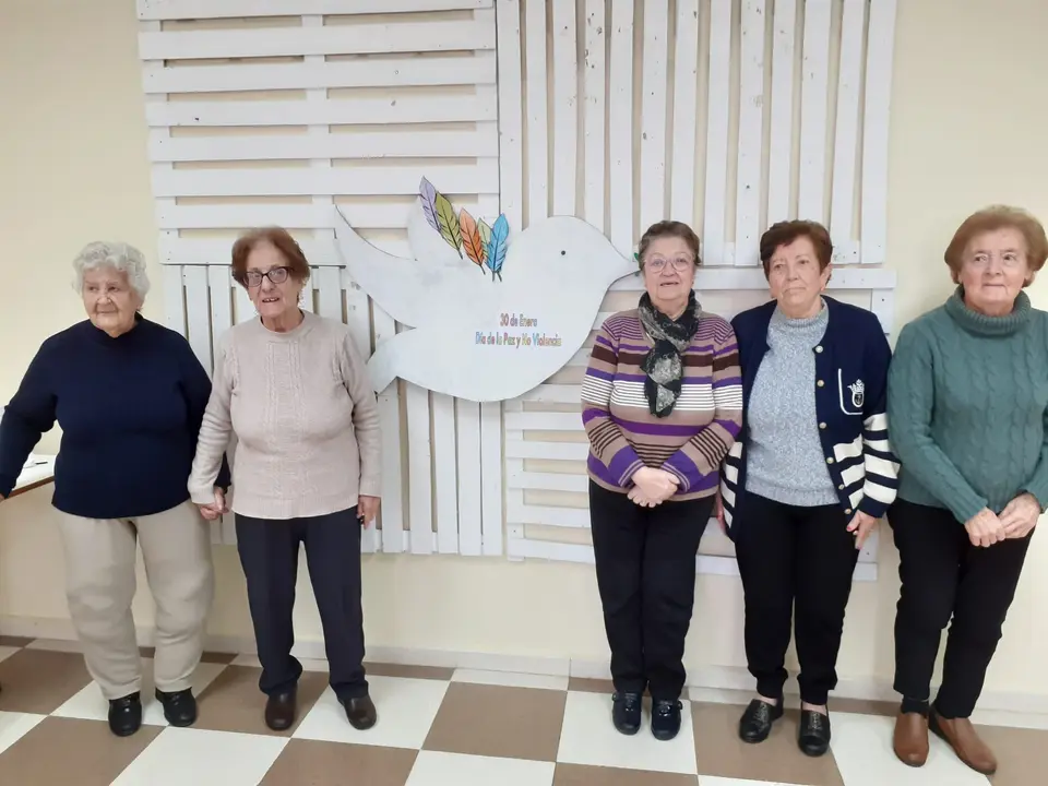 Celebraci&oacute;n de Las Candelas y D&iacute;a de la Paz en CD Almendralejo (17)
