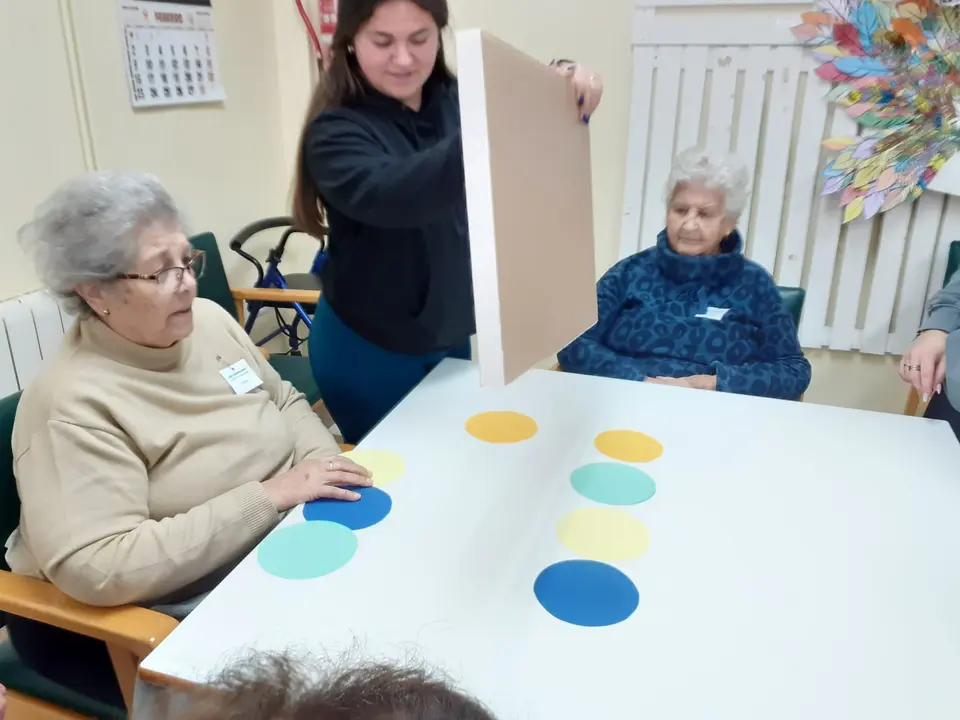 Gymkana intergeneracional en CD Almendralejo (3)