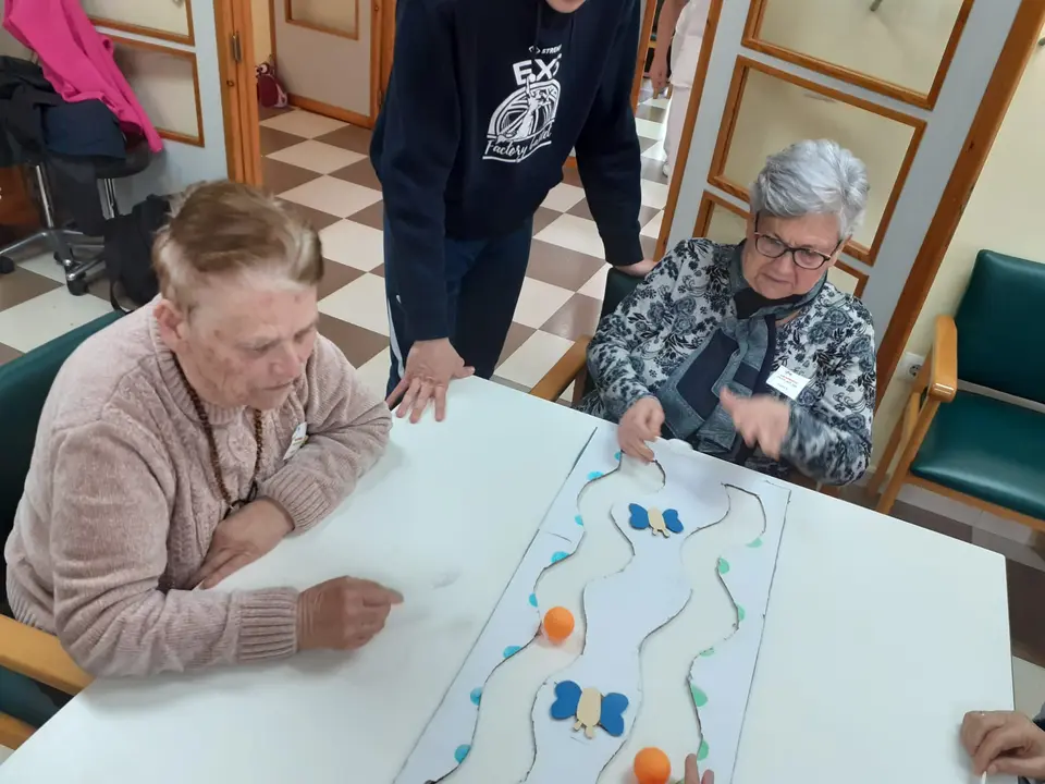 Gymkana intergeneracional en CD Almendralejo (8)