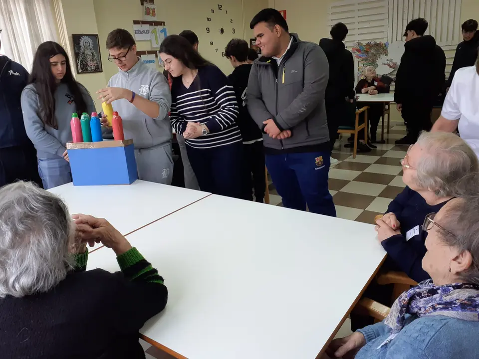 Gymkana intergeneracional en CD Almendralejo (9)