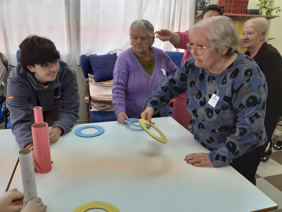 Gymkana intergeneracional en CD Almendralejo (20)