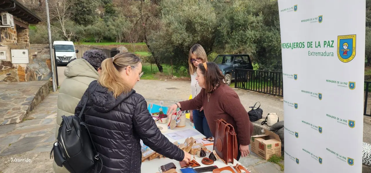 Mercadillo artesanal CRF Nu&ntilde;omoral (1)