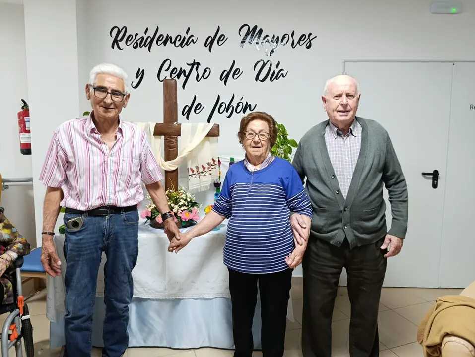 Cruz de mayo en RM Lob&oacute;n (4)