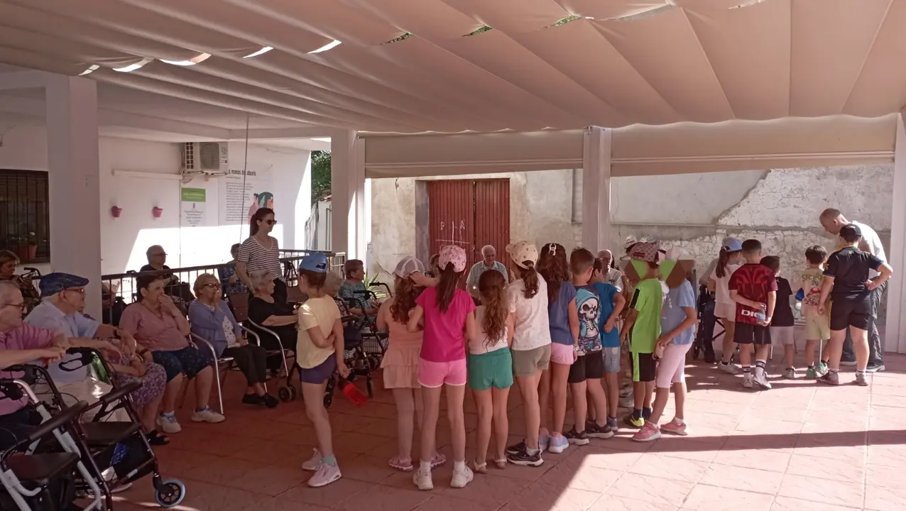 Convivencia Intergeneracional RM Peraleda (3)