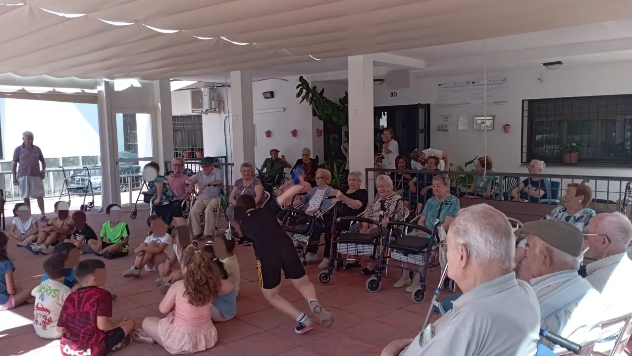 Convivencia Intergeneracional RM Peraleda (13)