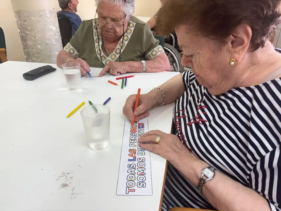 A mi Edad, Diversidad en CD Almendralejo (2)