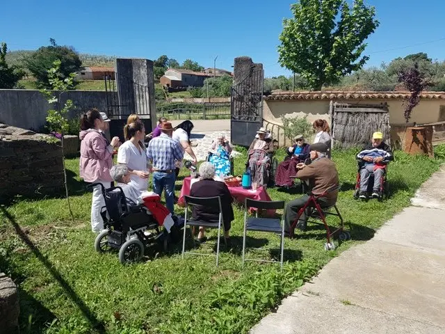 visita al museo del aceite y el vino de hernn prez4.jpg